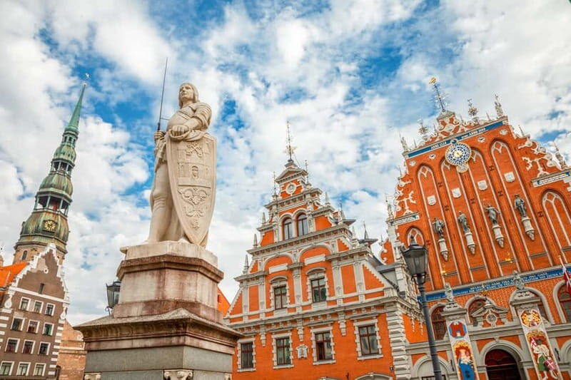 Riga: 2-Hour Walking Tour in the Old Town - Authenticity and Reviews: What Travelers Say