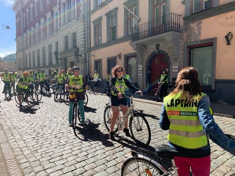Riga: Guided City Highlights Bike Tour - A Closer Look at the Itinerary