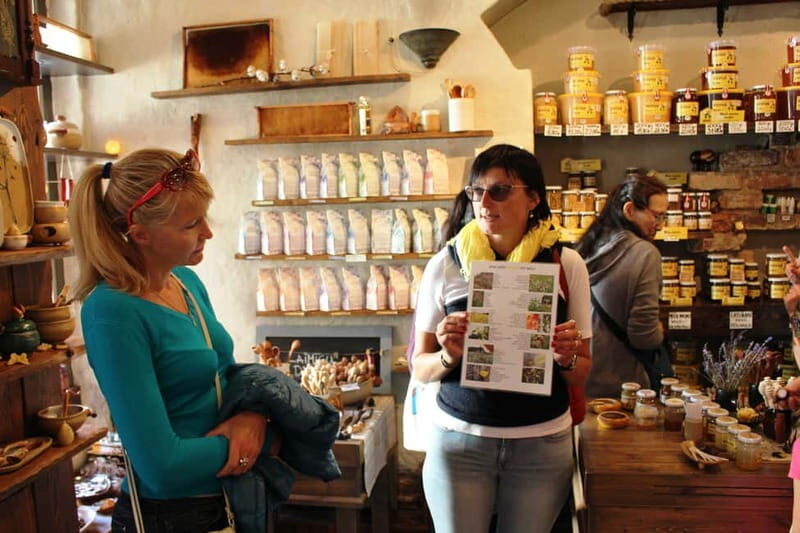 Riga: Old Town Walking Tour with Art Nouveau Highlights - Who Should Consider This Tour?