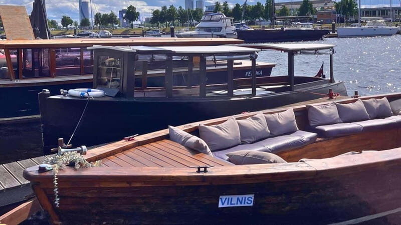 Riga: Sightseeing Cruise with Welcome Drink and Audio Guide - Who Will Love This Experience?