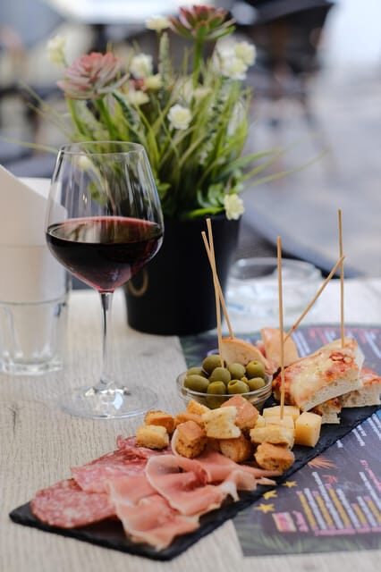 Rimini: Aperitivo & Street Food Tour Delights with a Local - In-Depth Look at the Itinerary