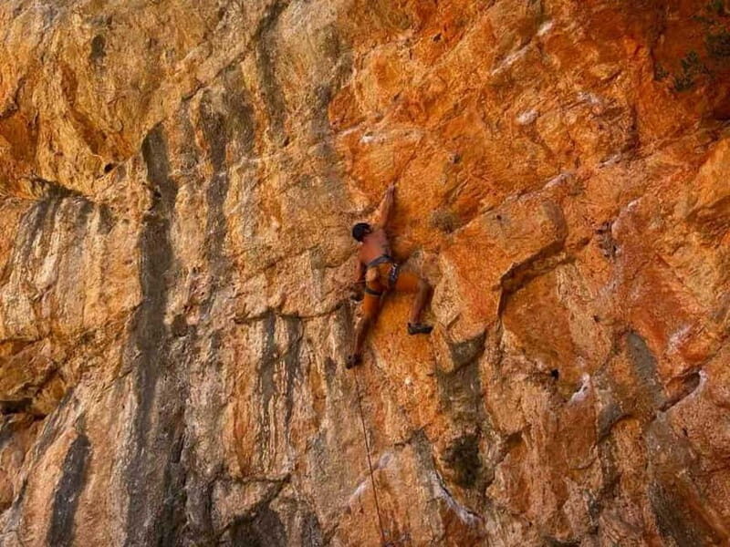 Rock Climbing Experience in Heraklion Crete with a Guide - The Scenic Venue: Voulismeno Aloni