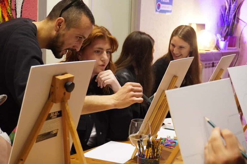 Rome: Afternoon Paint and Sip Experience in Piazza Navona - The Artistic Part: Painting in a Historic Setting