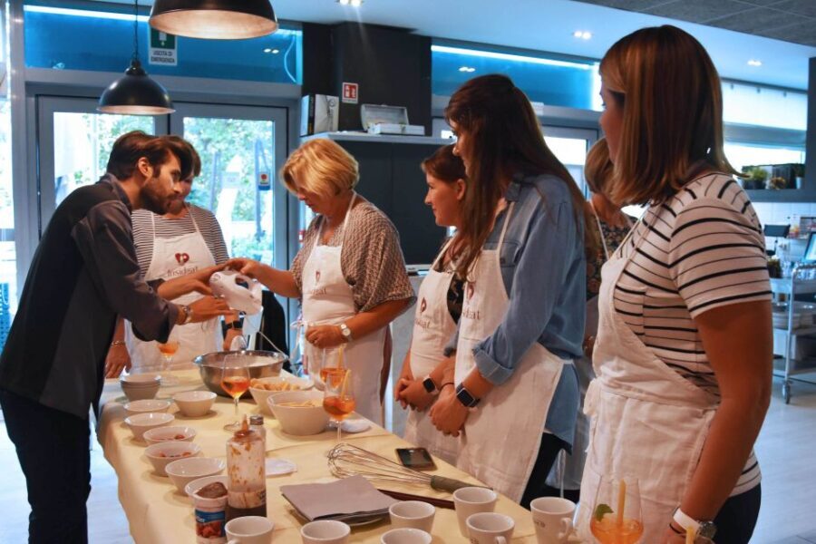 Rome: Pasta, Ravioli, and Tiramisu Cooking Class with Wine - A Deep Dive into the Experience