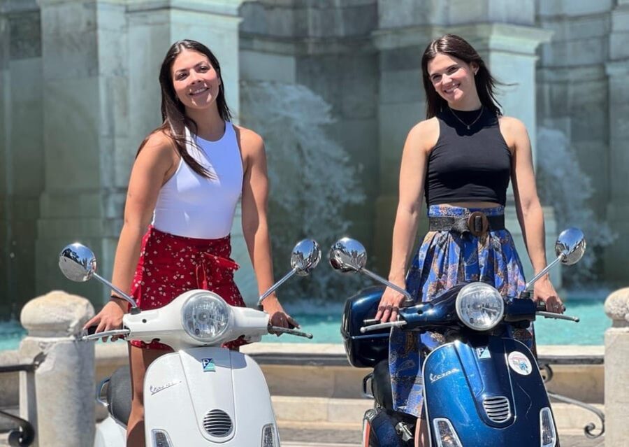 Rome: Vespa Tour & Professional Photoshoot - Key Points