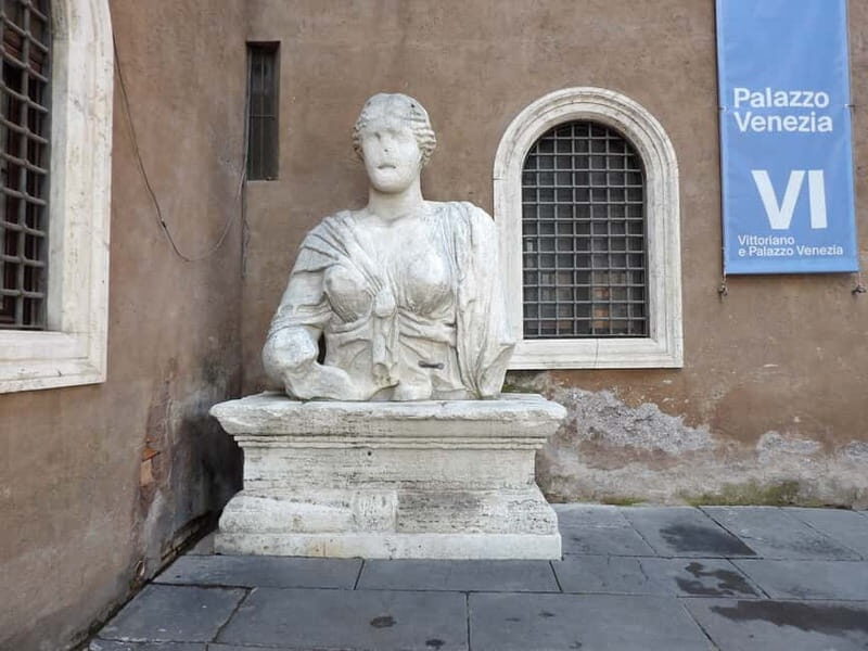 Rome: Walking Tour with Local Guide - What You’ll Experience: Practical Details