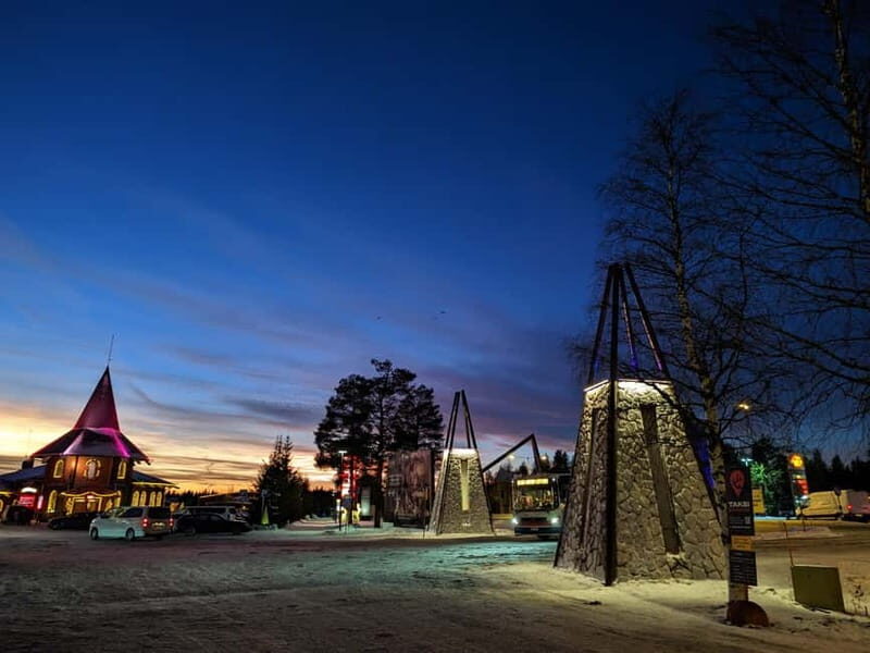 Rovaniemi:Santa Claus Village Guided Tour with Santa's gift - Exploring the Experience: A Deep Dive into Santa Claus Village Tour