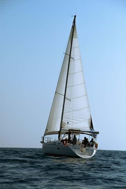 Santorini: Private Sailing Tour with Drinks & Meal Included - Discovering Santorini from the Water: The Itinerary and Experience