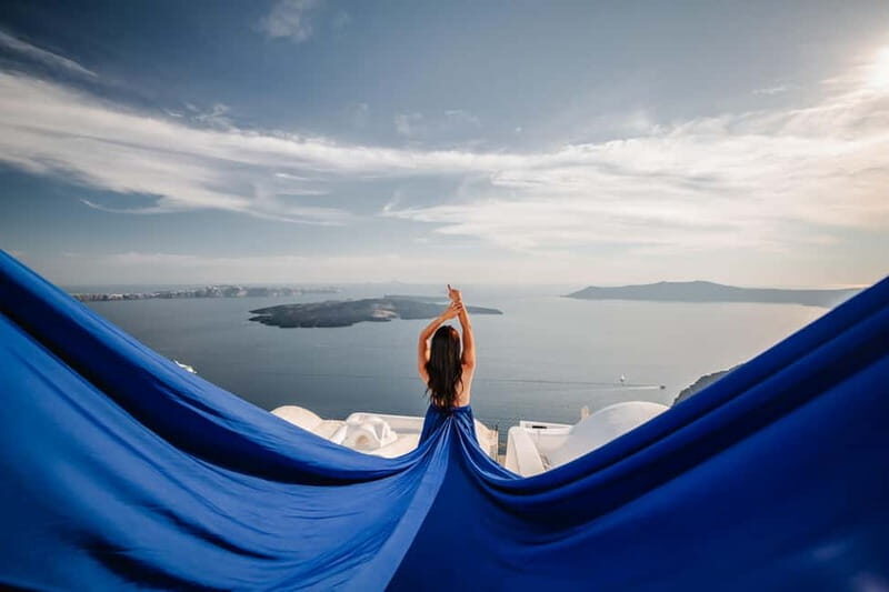 Santorini:Flying Dress shoot with Professional photographer - Who Should Consider This Experience?