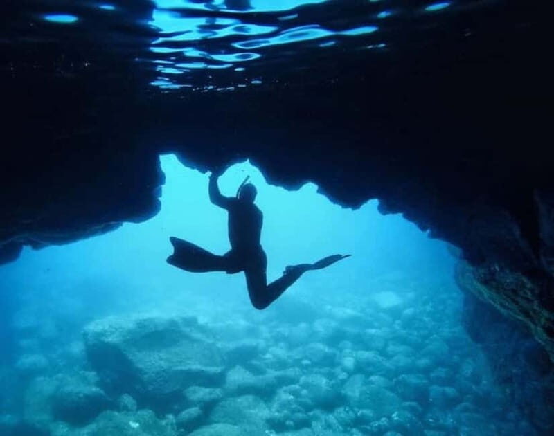São Jorge: Boat trip with snorkeling (2 hours) - Who Is This Tour Best For?