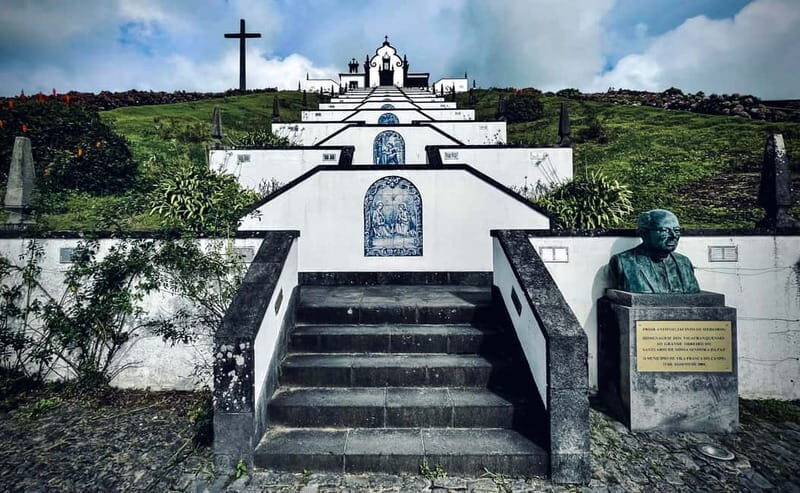 São Miguel: Furnas Volcano & Tea Plantation Tour & Lunch - Discovering São Miguel: A Deep Dive into the Tour