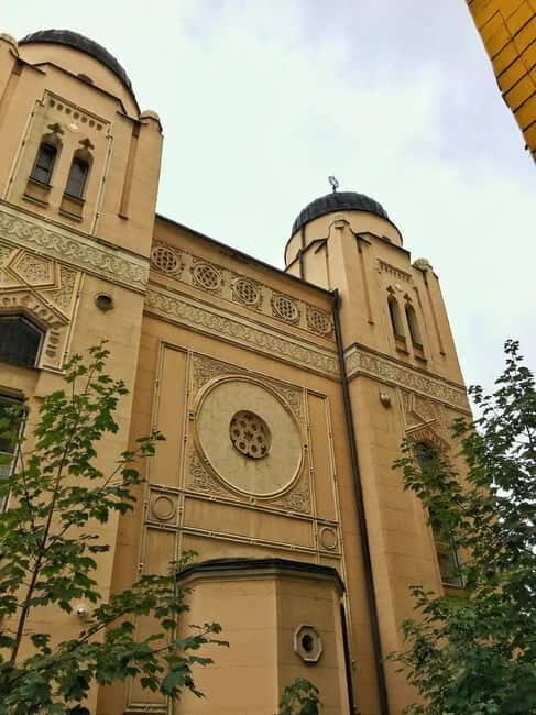 Sarajevo: Jewish Heritage Tour with Entry Tickets - What to Expect: A Mix of Storytelling and Site Visits
