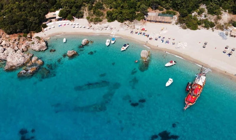 Sarandë: Boat Tour to Kroreza with Snorkelling and Umbrella - The Guide & Crew: Making It Personal  