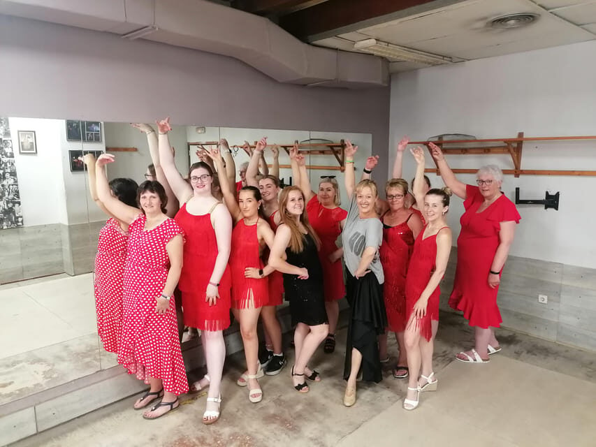 Sevilla: Latin Dance and Salsa Class Experience - The Instructor and Teaching Style