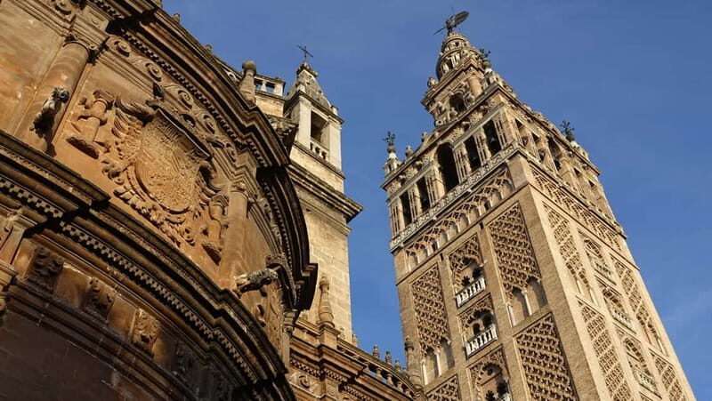 Seville: Alcázar, Cathedral, and Giralda Small-Group Tour - How the Tour Runs and What to Expect