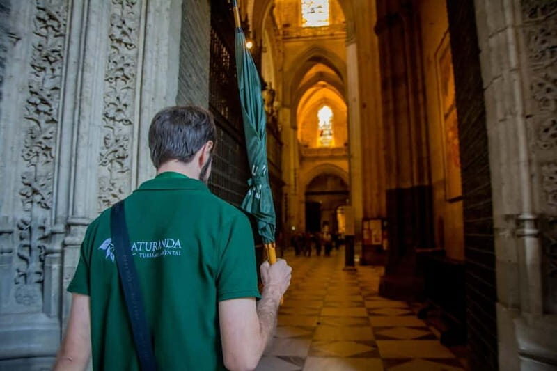 Seville: Cathedral and Giralda Small Group Tour with Tickets - Inside the Cathedral: What You’ll See and Learn