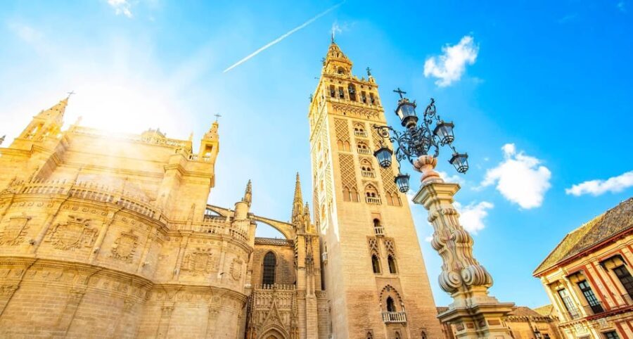 Seville Cathedral & Giralda Guided Tour: Skip-the-Line Entry - The Itinerary in Detail