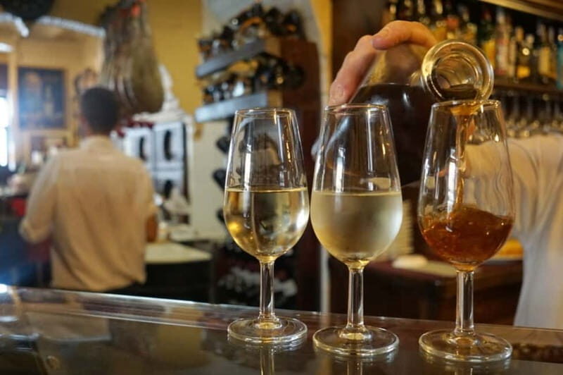 Seville: Tapas Walking Tour with Traditional Flamenco Show - Why This Tour Works for Travelers