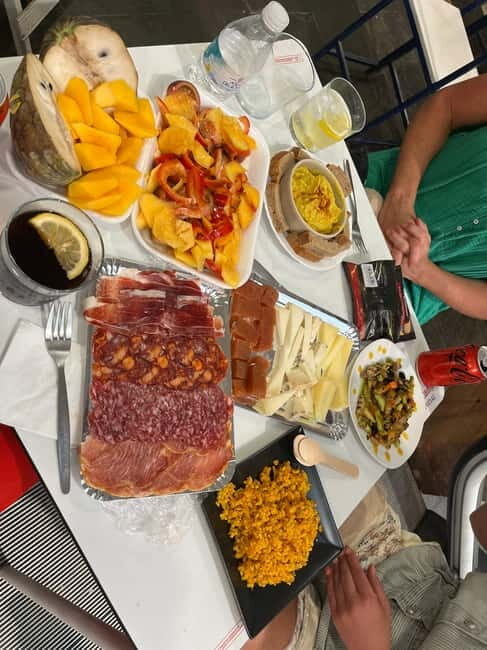 Seville: Triana Market Tapas Tour with Drinks - Exploring the Heart of Triana Market