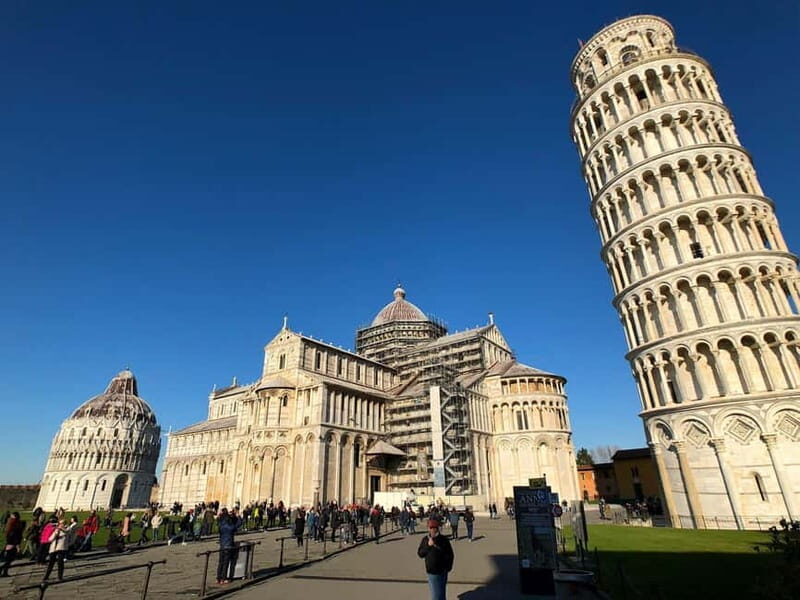 Shore Trip from La Spezia: Pisa,Lucca,lunch & tasting Winery - Lucca: Italy’s Most Charming Walled City