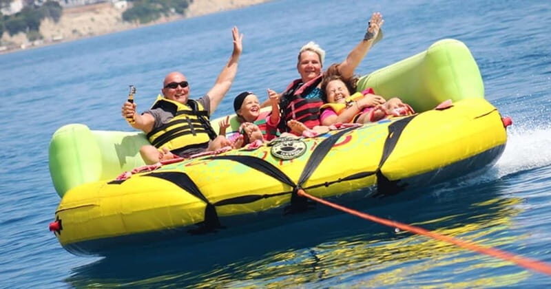 Sidari: Crazy Sofa Water Tube Ride - The Setup and Meeting Point