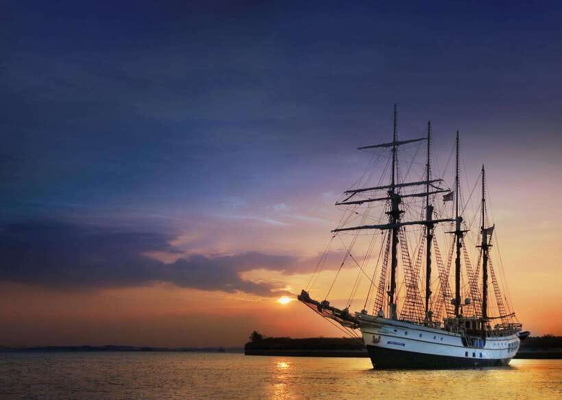 Singapore: Sunset Tall Ship Cruise with 4-Course Meal - Who Will Love This Tour?