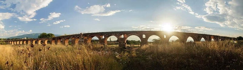 Skopje: Shutka and Aqueduct Guided Tour with Coffee - The Itinerary Unpacked: What to Expect