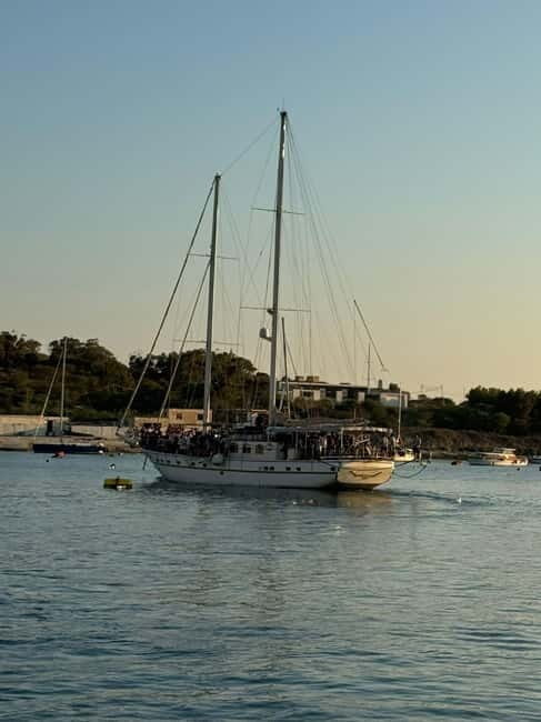 Sliema: Boat Party with Full Open Bar - What to Expect During the Cruise