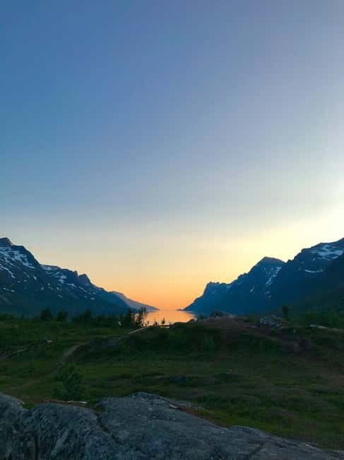 Sommarøy: Midnight Tour by minibus - The Highlights: What Makes This Tour Special