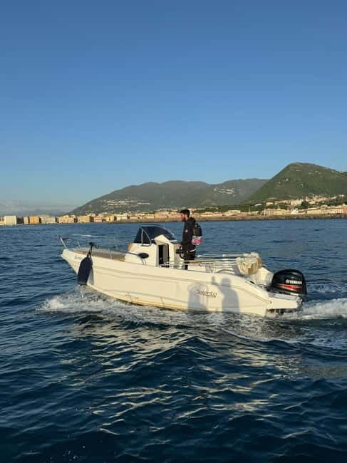 Sorrento: boat rental without a license, sail to Capri - Who This Tour Is Best For