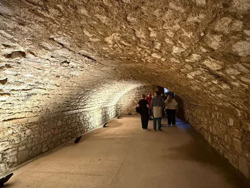 Southampton: 2 Hour Guided Walking Tour with Medieval Vaults - Who This Tour Is Perfect For