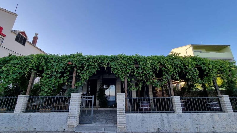 Split&Trogir: Wine Tasting at Seafront Winery - Why This Tour Offers Good Value