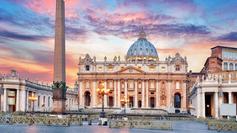 St.Peter's Basilica private guided tour with skip the line - Whats Included and Whats Not