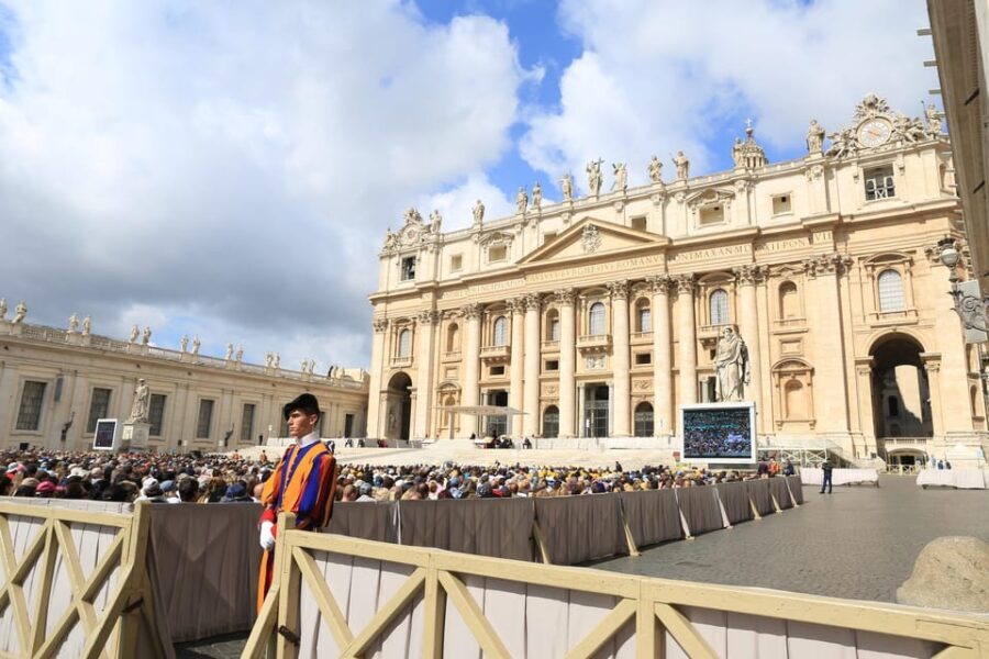 St. Peters Dome Climb & Basilica Tour - Vatican's Finest - Authentic Insights from Reviews