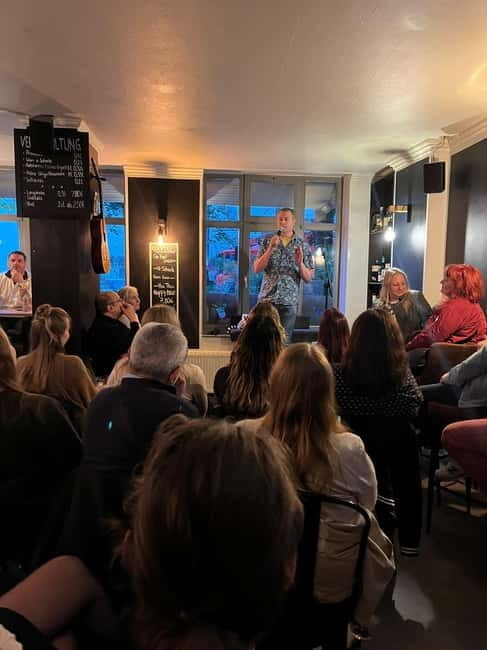 Stand-up Comedy Show Q-Bar Hamburg-Eimsbüttel - What to Expect During Your Visit