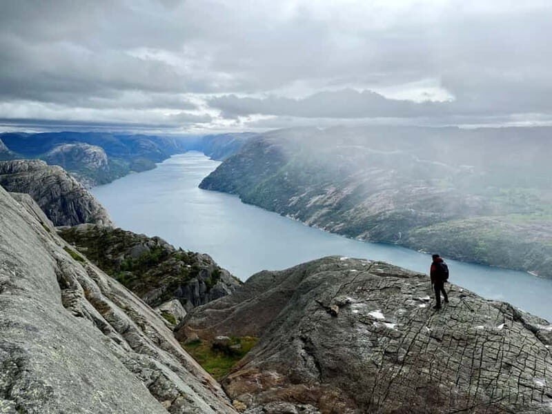 Stavanger/Sandnes: Preikestolen Guided Hidden Nature Hike - A Closer Look at the Tour Experience
