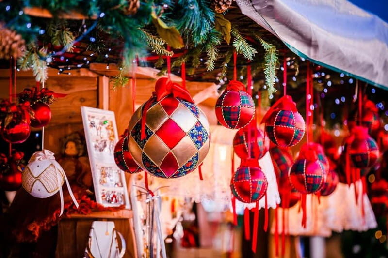 Stockholm: Christmas Market Magic Walking Tour with a Local - Introduction to the Tour
