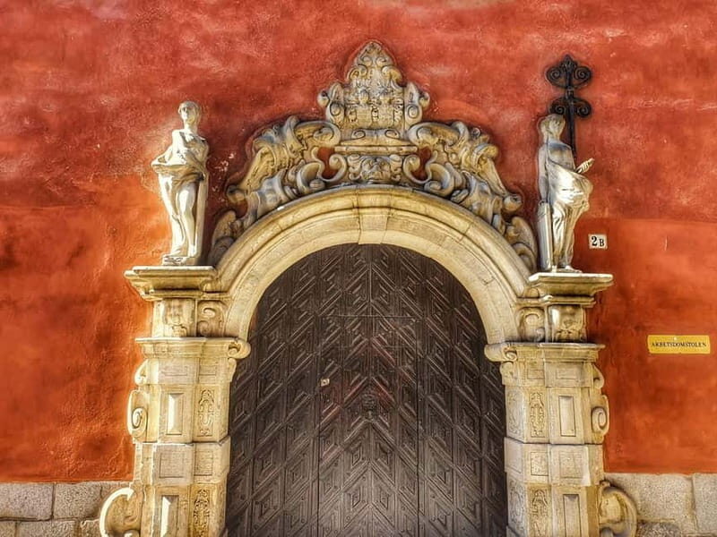 Stockholm: Legends & Landmarks City Hall & Old Town Tour - What Travelers Say