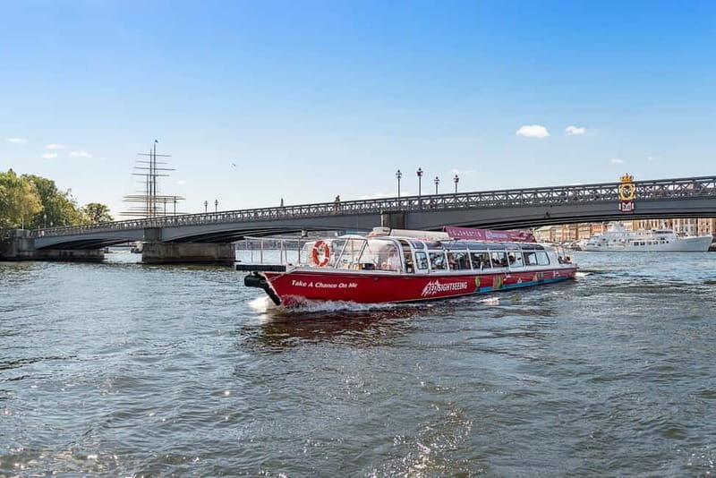 Stockholm: Royal Bridges & Canal Boat Tour with Audio Guide - The Experience on Board
