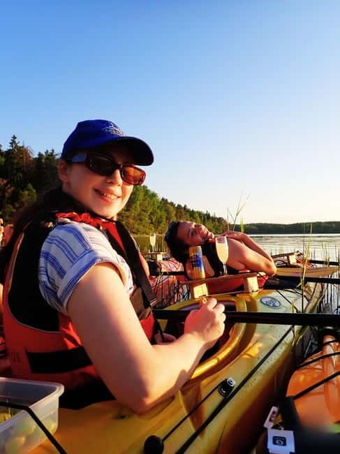 Stockholm: Sunset Archipelago Kayaking & Toast on the Water - The Itinerary in Detail