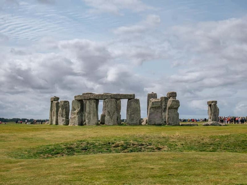 Stonehenge: Shared Half-Day Tour from Bath for 2-8 Guests - Comfort and Convenience: The Luxury Van