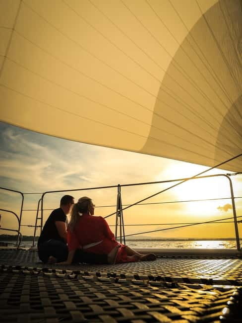 Sunny Beach: Sunset Catamaran Cruise with Dinner & Prosecco - What travelers say