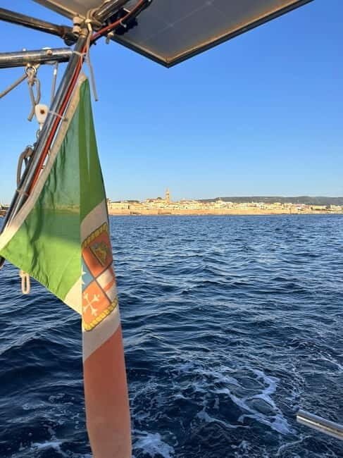 Sunset Apéritif on a 15m sailing boat - The Experience: What You Can Expect from the Sunset Sailing Trip