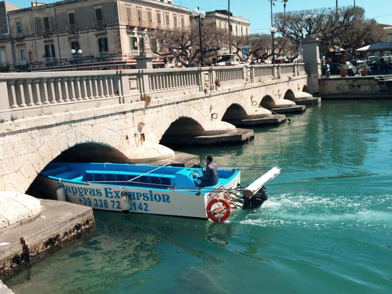 Syracuse: boat tour of the sea caves and Ortigia, Papyrus Excursion - What To Expect During the Tour