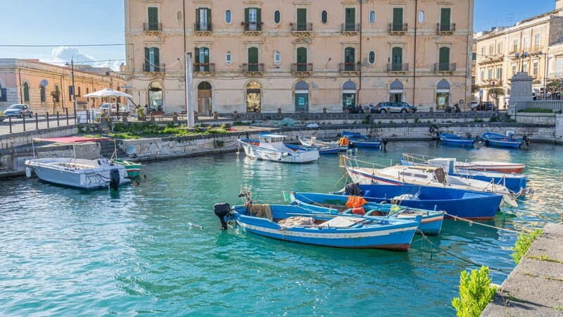 Syracuse: Ortigia Boat tour & Granita (optional) - 5 Languages - An Overview of the Syracuse Boat Experience