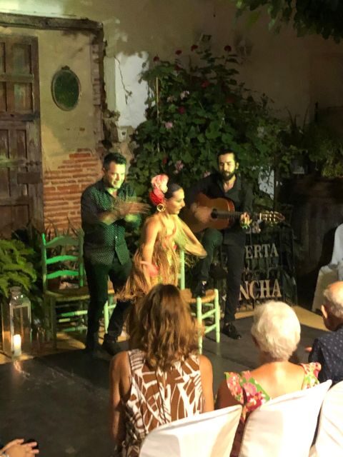 Tablao Flamenco La Puerta Ancha entrance ticket - What Makes La Puerta Ancha Special?