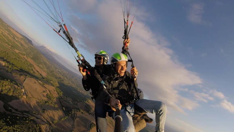 Tandem Paragliding over Barcelona + Transport - Who Is This Tour For?