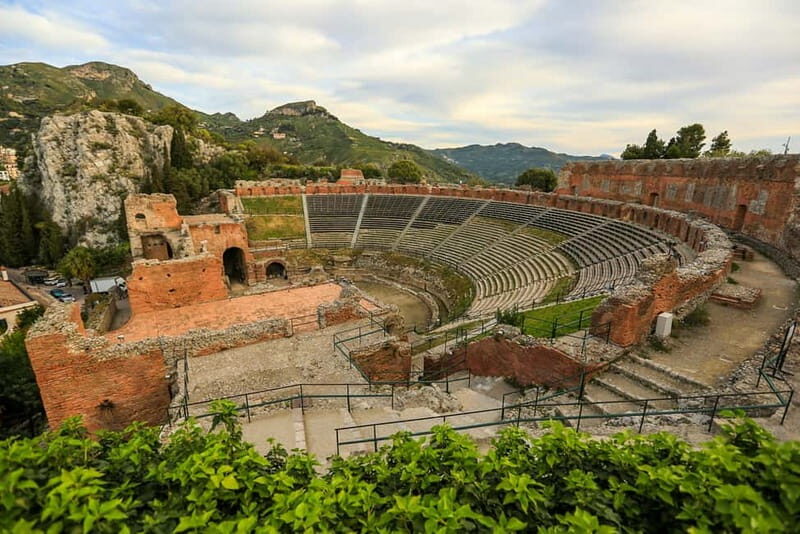 Taormina: Ancient Theater Skip-the-Line Ticket & Audio Guide - The Architecture and Its History