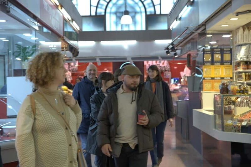 Tapas tour in Gracia quarter: Food, drinks & modernist gems - A Detailed Look at the Tour