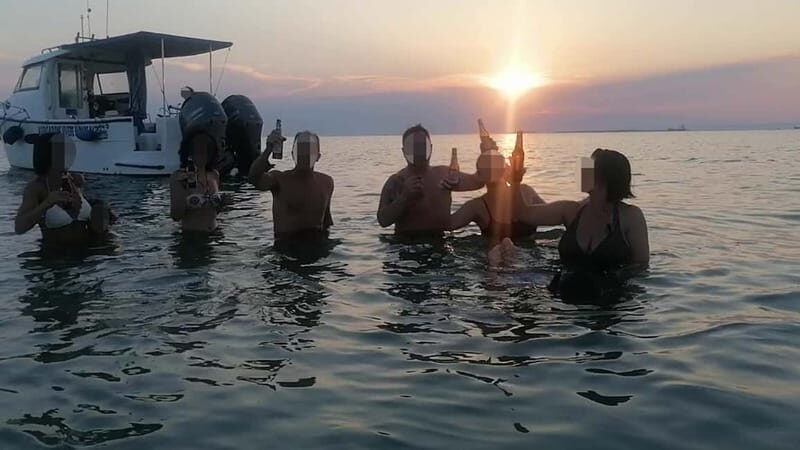 Taranto: Private Boat Trip with Swimming, Dolphin Watching - Breaking Down the Itinerary